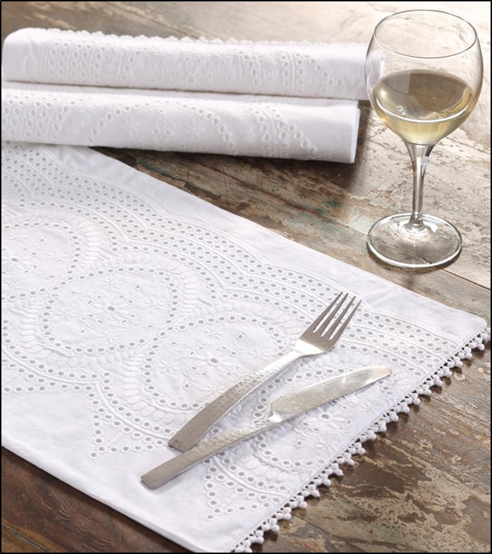 Offer # 3042 (B) Designer Table Linen Set Stock