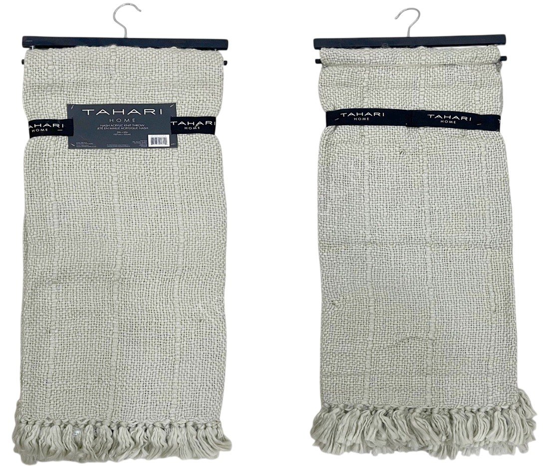 Offer # 3190- 100% Woven Acrylic Throw  Stock